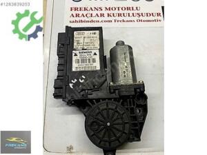 105840-103 Audi A4 Cam Kartı ve motoru