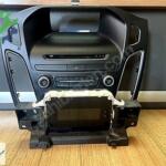 10R-035347 FORD FİESTA FOCUS RADYO BİLGİ EKRANI