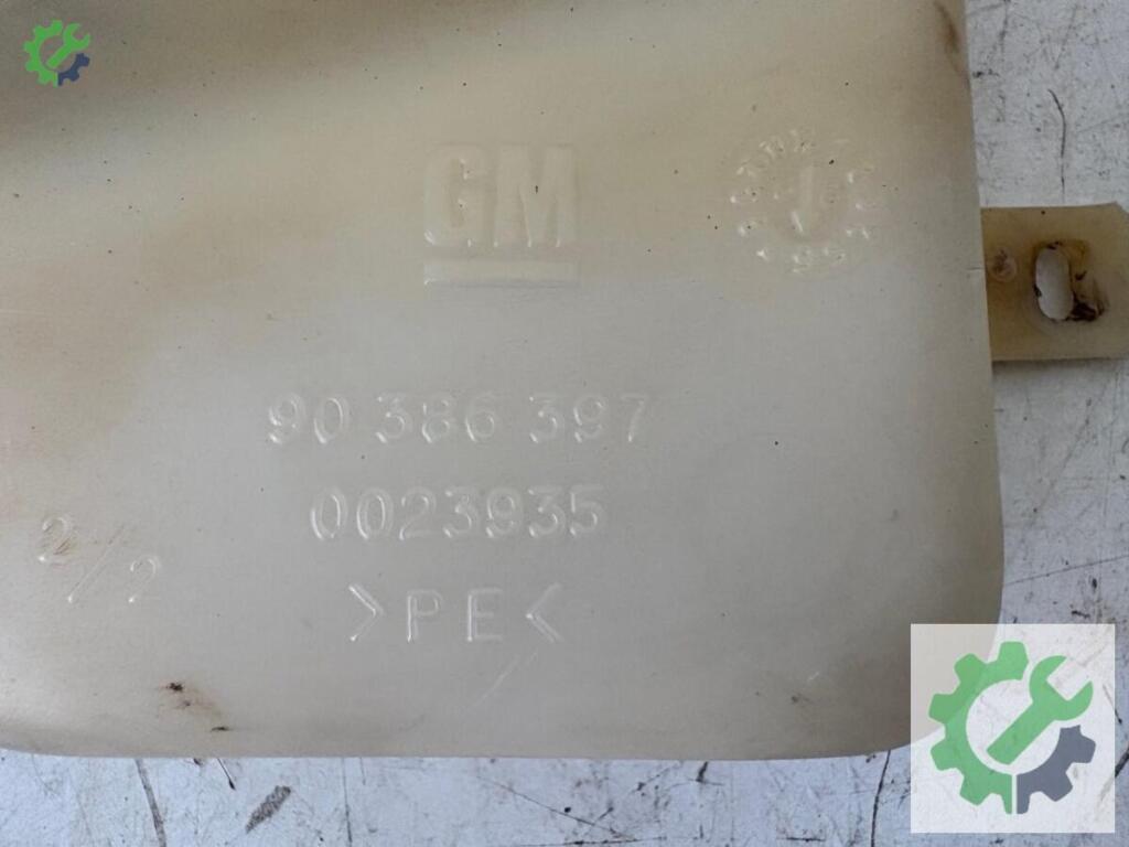 Opel Corsa Silecek Suyu Deposu çıkma parça