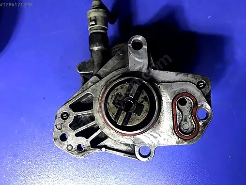 Peugeot Boxer Vakum Pompası 70002701A çıkma parça