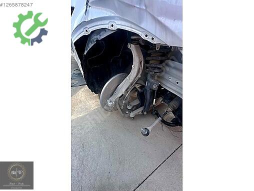 Tesla Model Y Sağ Ön Taşıyıcı 1188316-00-F çıkma parça