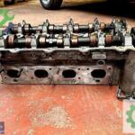 1247250 BMW E30 E36 318is M44 Silindir Kapağı Eksantrik Milleri