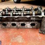 1247250 BMW E30 E36 318is M44 Silindir Kapağı Eksantrik Milleri