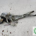 OPEL CORSA B SOL ÖN CAM KRİKOSU