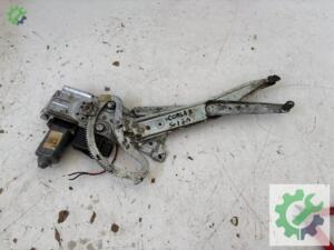 OPEL CORSA B SOL ÖN CAM KRİKOSU