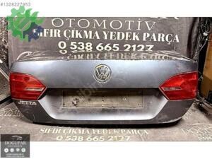 VOLKSWAGEN JETTA BAGAJ KAPAĞI ÇIKMA ORJİNAL FÜME