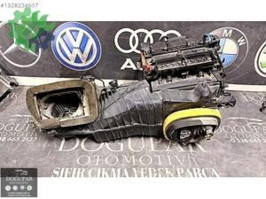 VOLKSWAGEN JETTA KALORİFER KAZANI JETTA KALORİFER KUTUSU ÇIKMA
