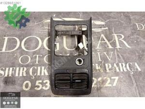 5C6819203B JETTA ARKA ÜFLEME JETTA ORTA KONSOL ÇAKMAKLIK