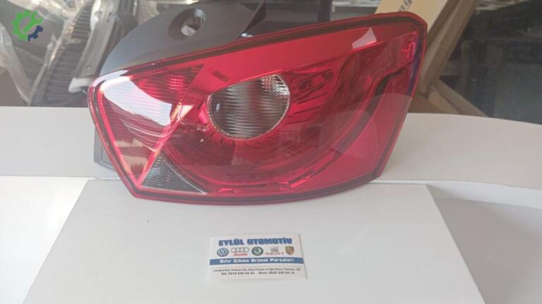 Seat Ibiza Sağ Stop çıkma parça