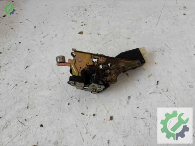 Opel Corsa Sol Ön Kapı Kilidi çıkma parça