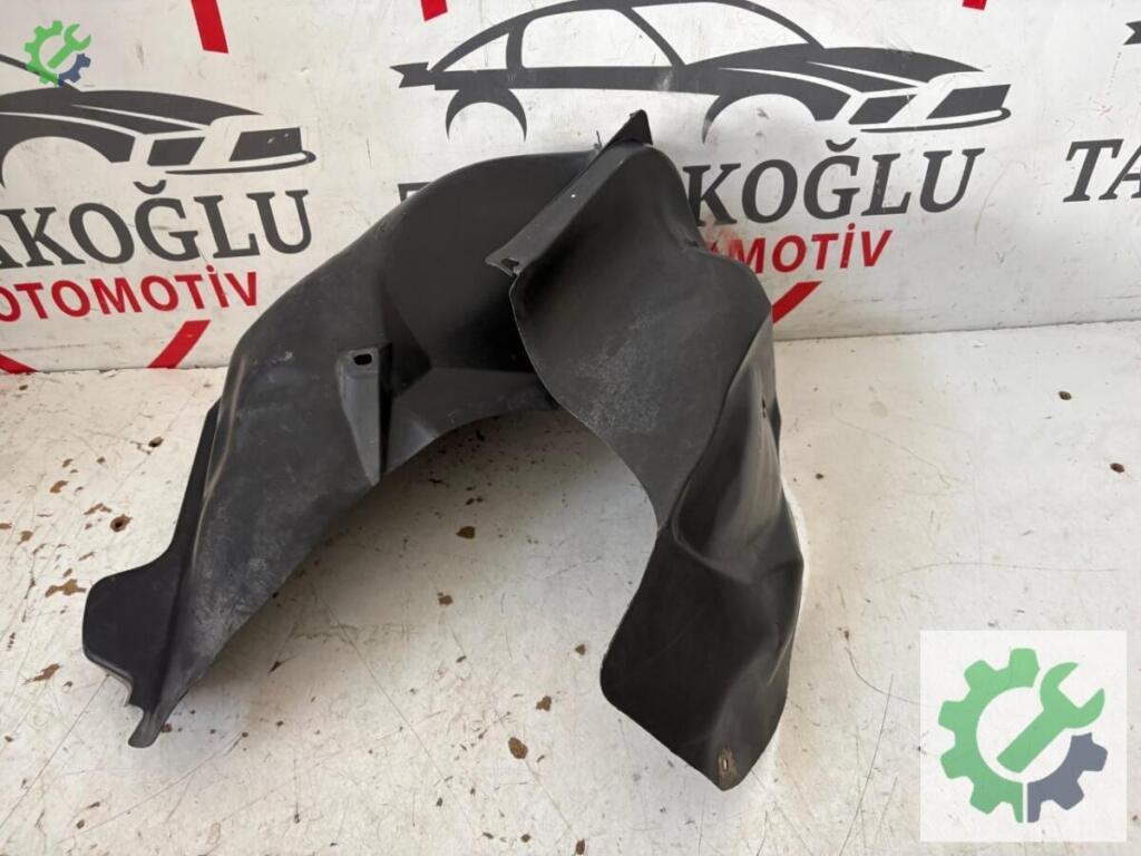 Opel Corsa Davlumbaz çıkma parça