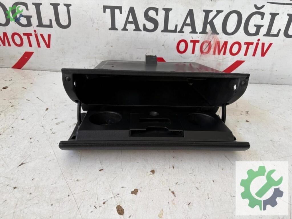 Opel Corsa Torpido Kapağı çıkma parça