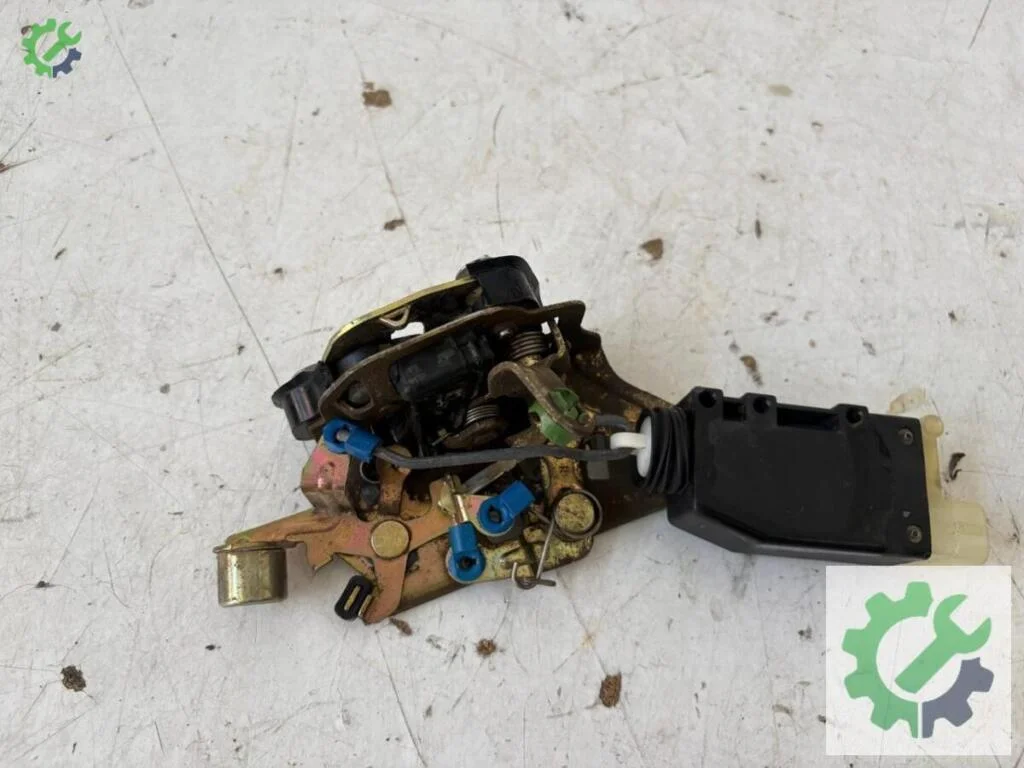 Opel Corsa Sol Ön Kapı Kilidi çıkma parça