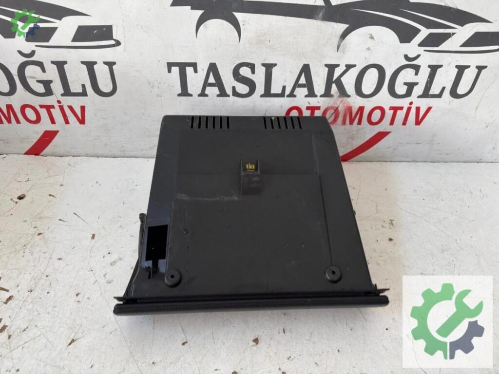 Opel Corsa Torpido Kapağı çıkma parça