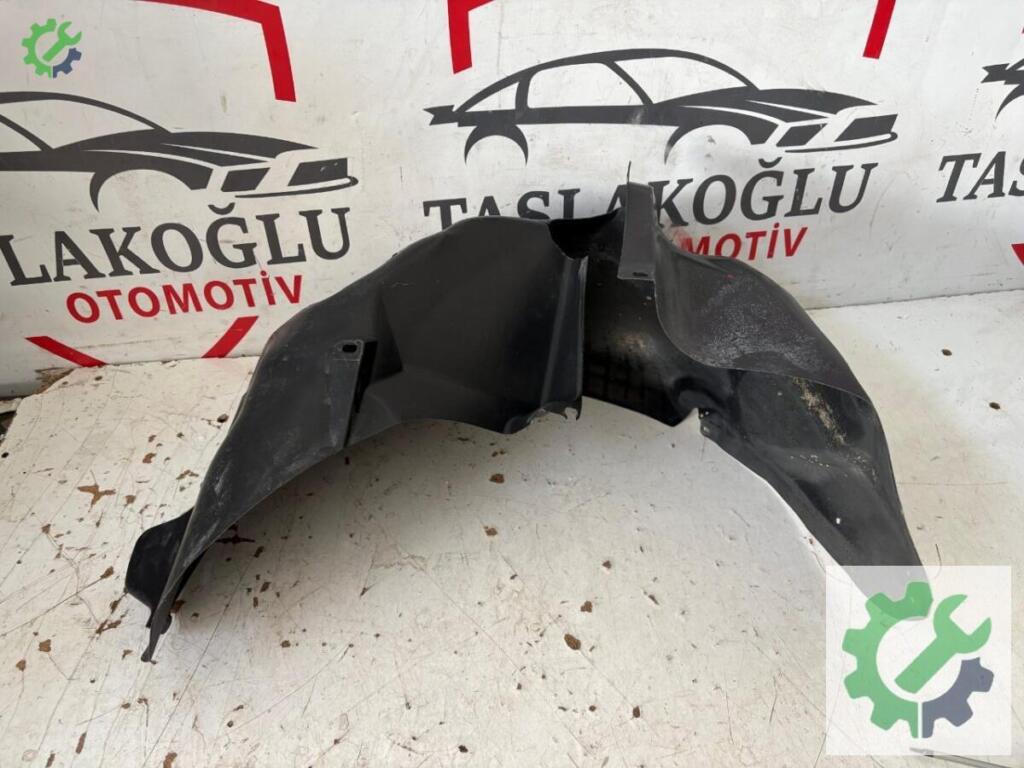 Opel Corsa Davlumbaz çıkma parça