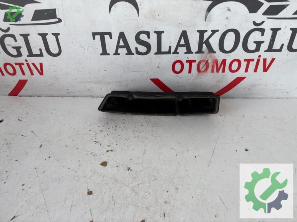 Ford Tourneo Courier Bakalitler çıkma parça