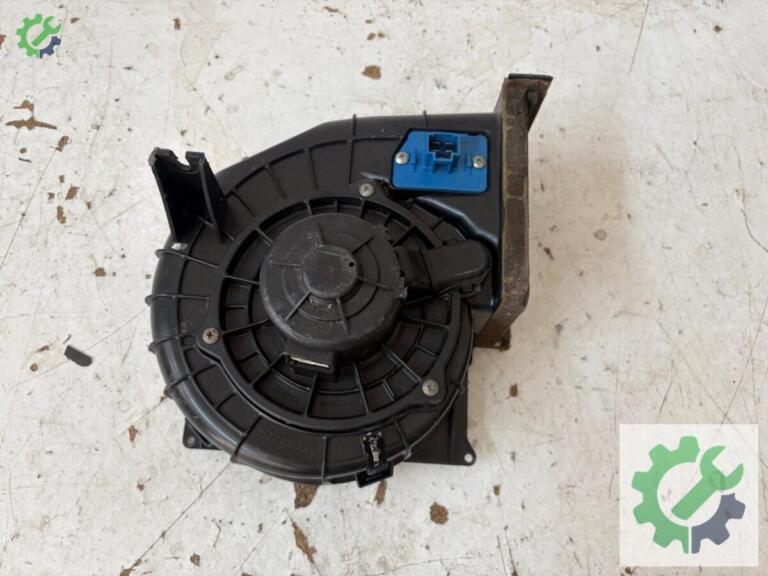 Hyundai Getz Kalorifer Motoru çıkma parça