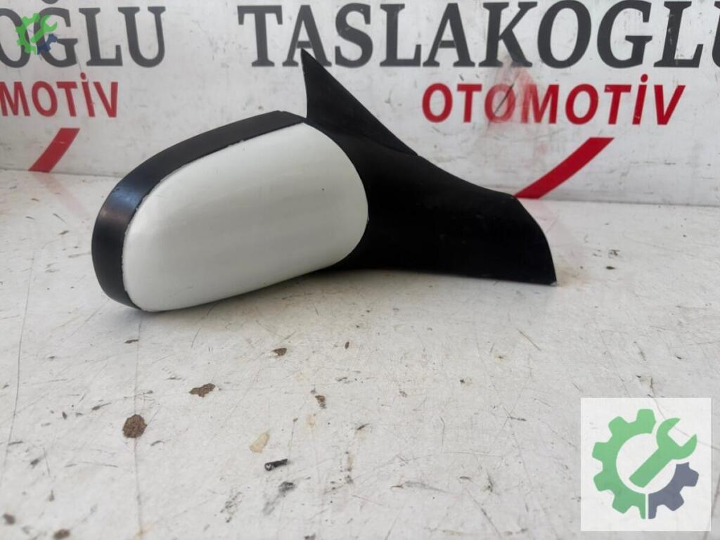 Opel Corsa Ayna çıkma parça