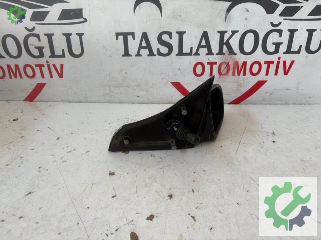 Opel Corsa Ayna çıkma parça