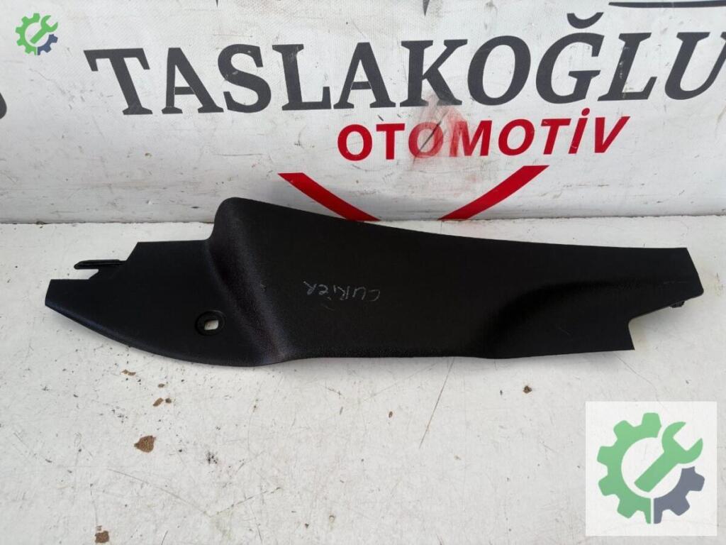 Ford Tourneo Courier Bakalitler çıkma parça