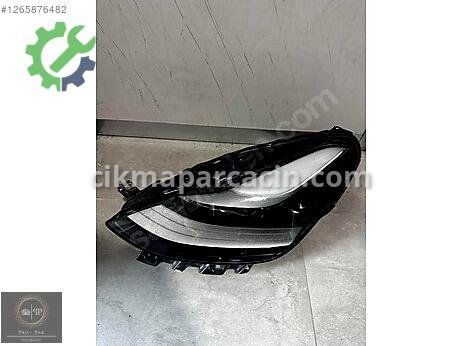 Tesla Model Y Sol Ön Far çıkma parça