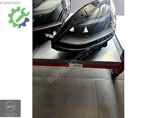 Tesla Model Y Sol Ön Far 1514952-00-C çıkma parça