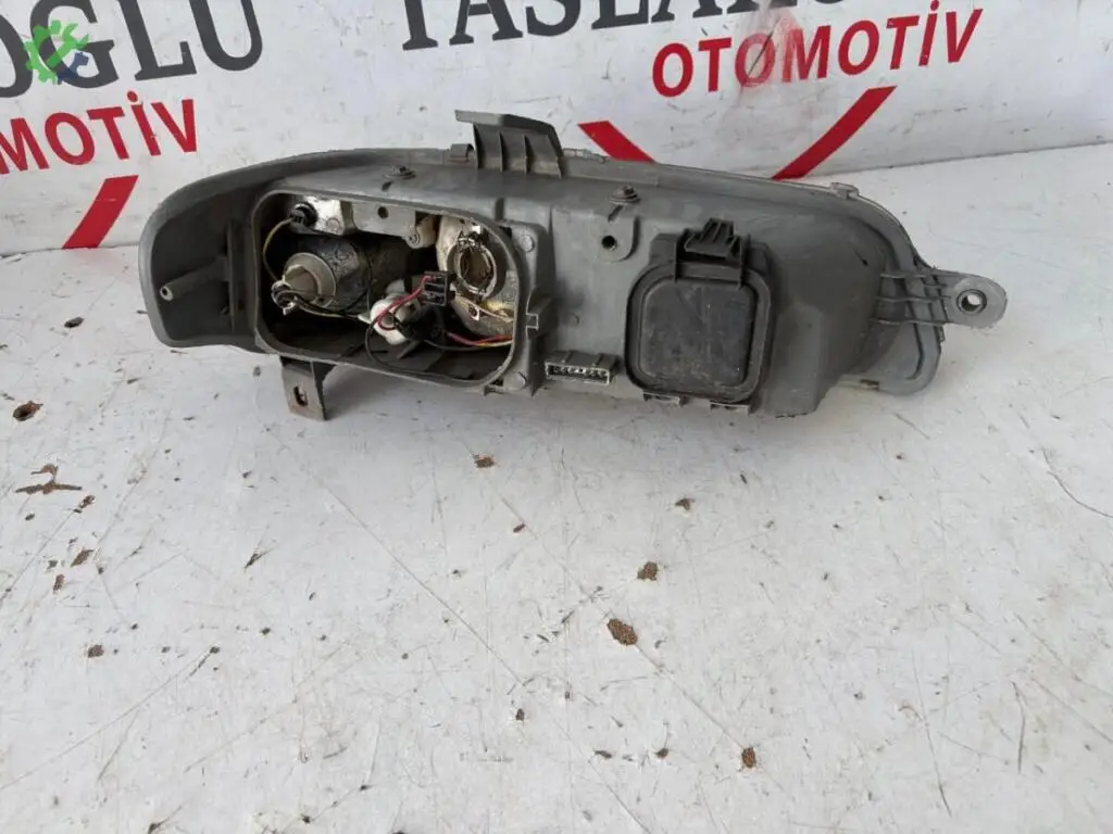 Fiat Palio Far çıkma parça