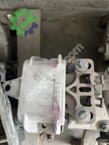 1.6 AKL MOTOR ŞANZUMAN TAKOZU ORJ