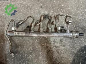 1.6 CAY motor yakıt dağıtıcı ve enjektör boruları R03L125A