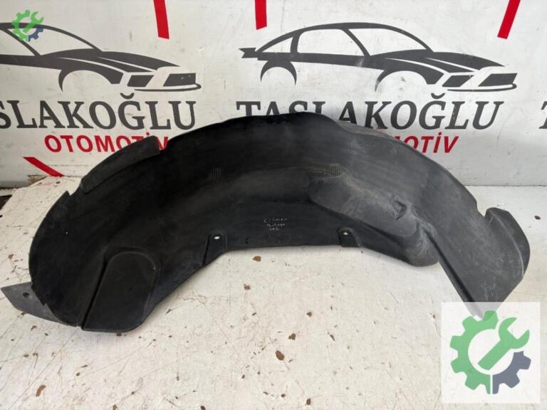 Peugeot Partner Davlumbaz çıkma parça