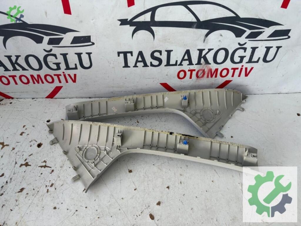 Ford Tourneo Courier İç Trim çıkma parça