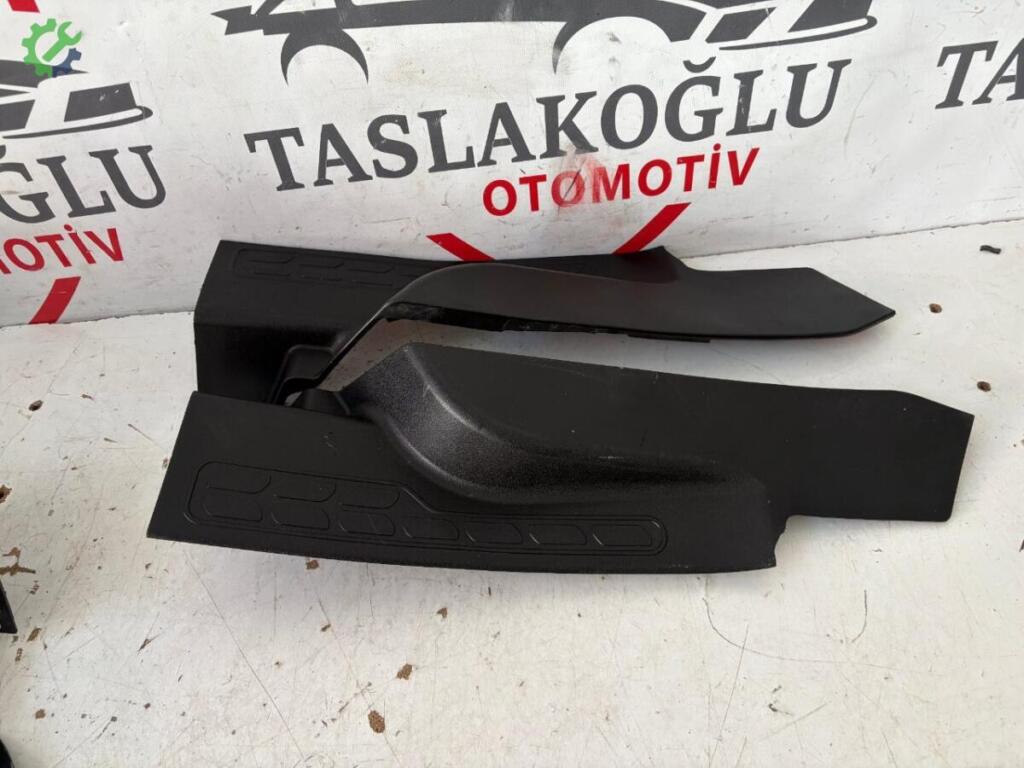 Fiat Doblo Orta Konsol çıkma parça