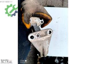 PEUGEOT CİTROEN 307 308 C4 AKİS BRAKETİ 81090780