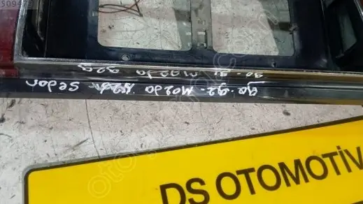 Mazda 929 Reflektör 1990-1992 çıkma parça