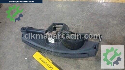 Opel Corsa Göğüs çıkma parça