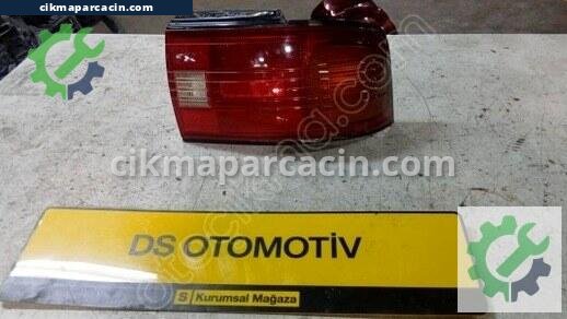 Mazda 323 Sağ Arka Stop çıkma parça