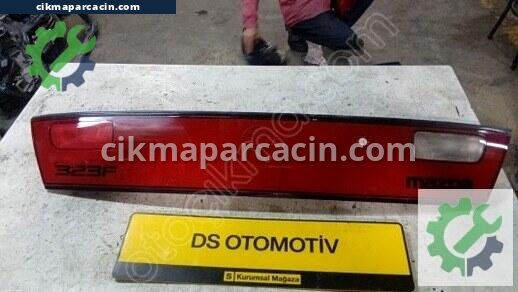 Mazda 323 Reflektör çıkma parça
