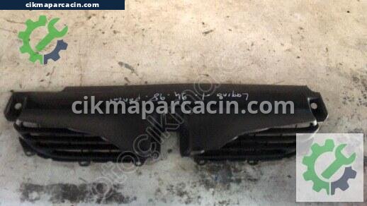 Renault Laguna Ön Panjur çıkma parça