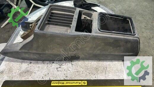 Renault R 19 Orta Konsol 1995-2001 çıkma parça