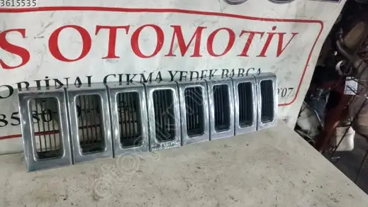 Jeep Grand Cherokee Ön Panjur 1996-1998 çıkma parça