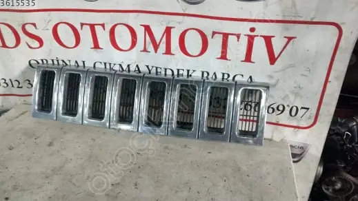 Jeep Grand Cherokee Ön Panjur 1996-1998 çıkma parça