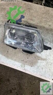 Citroen Saxo Sağ Ön Far çıkma parça