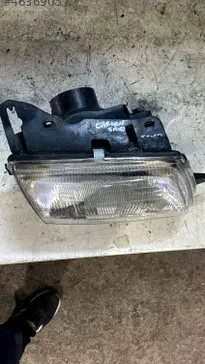 Citroen Saxo Sağ Ön Far 1996-1999 çıkma parça