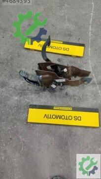 Renault Laguna Pedal 1996-2001 çıkma parça