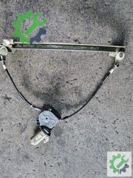 Peugeot 605 Sol Ön Cam Krikosu çıkma parça