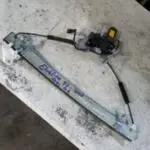 1997-2001 HYUNDAİ ELANTRA SAĞ ÖN CAM KRİKOSU