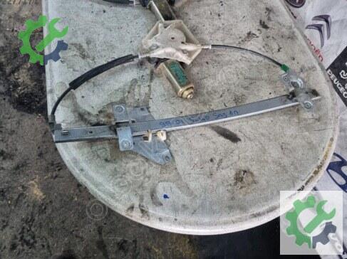 Volvo S40 Sağ Ön Cam Krikosu 1997-2001 çıkma parça