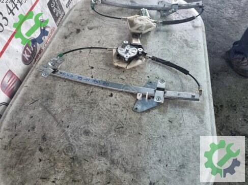 Volvo S40 Sağ Ön Cam Krikosu 1997-2001 çıkma parça