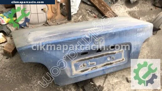Toyota Avensis Bagaj Kapağı çıkma parça