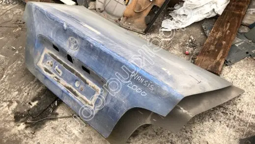 Toyota Avensis Bagaj Kapağı 1997-2002 çıkma parça